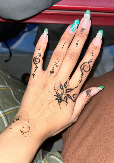 Henna Sweet &amp; Simple